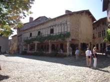 Pérouges